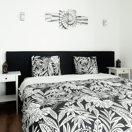 Pirata Hostel Milfontes Віла-Нова-де-Мілфонтеш Екстер'єр фото