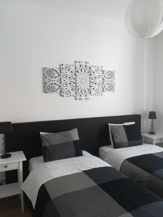 Pirata Hostel Milfontes Віла-Нова-де-Мілфонтеш Екстер'єр фото